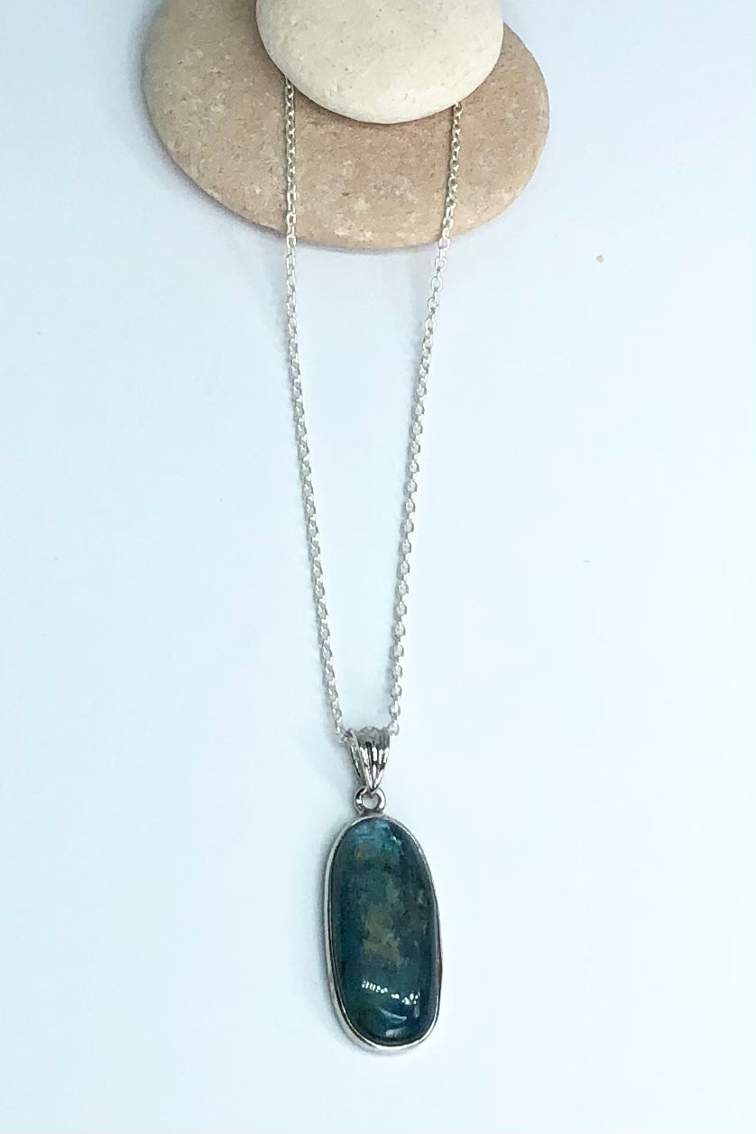 Pendant of Kyanite 5