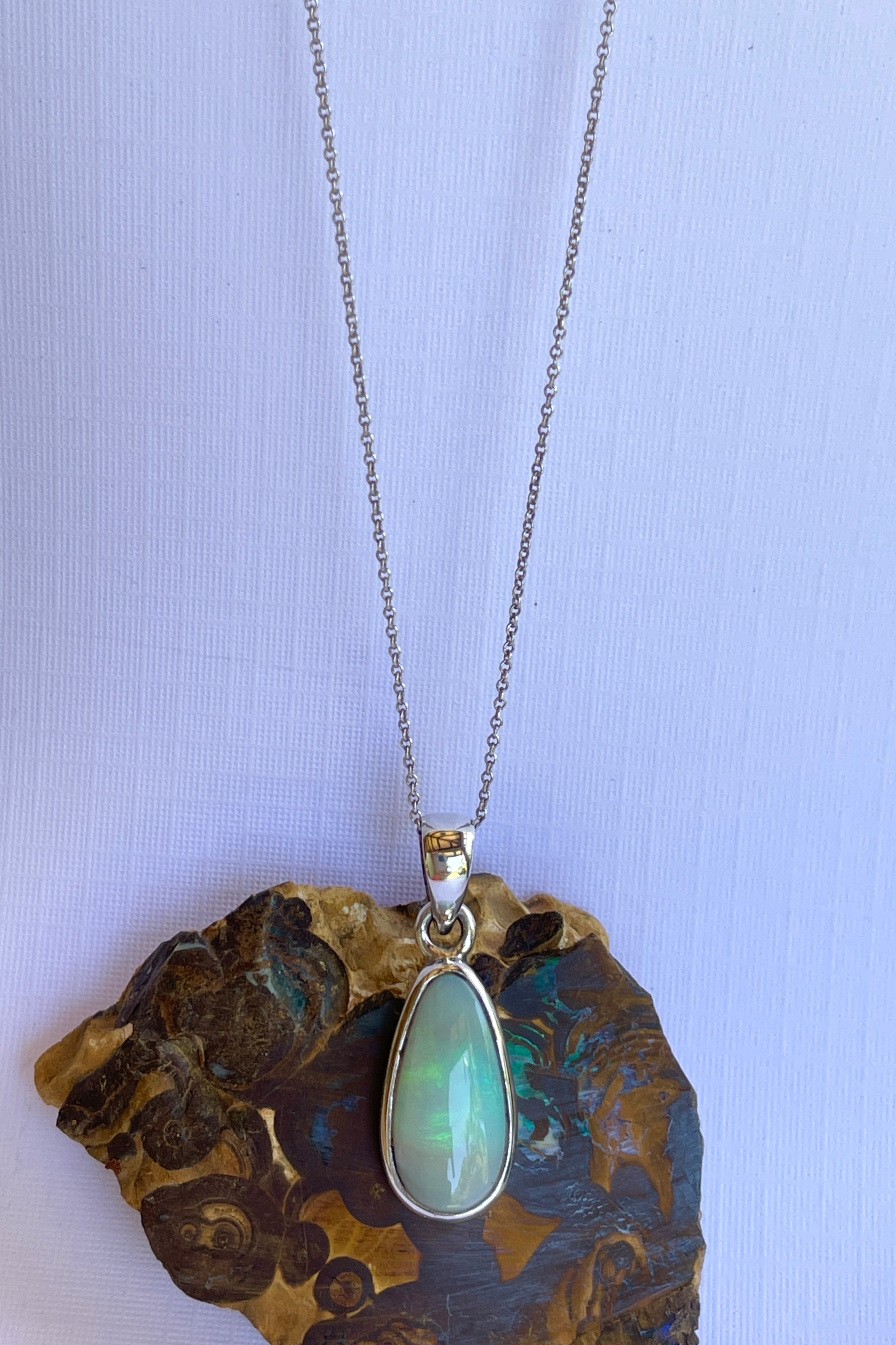 Pendant Australian Opal Droplet Crystal B