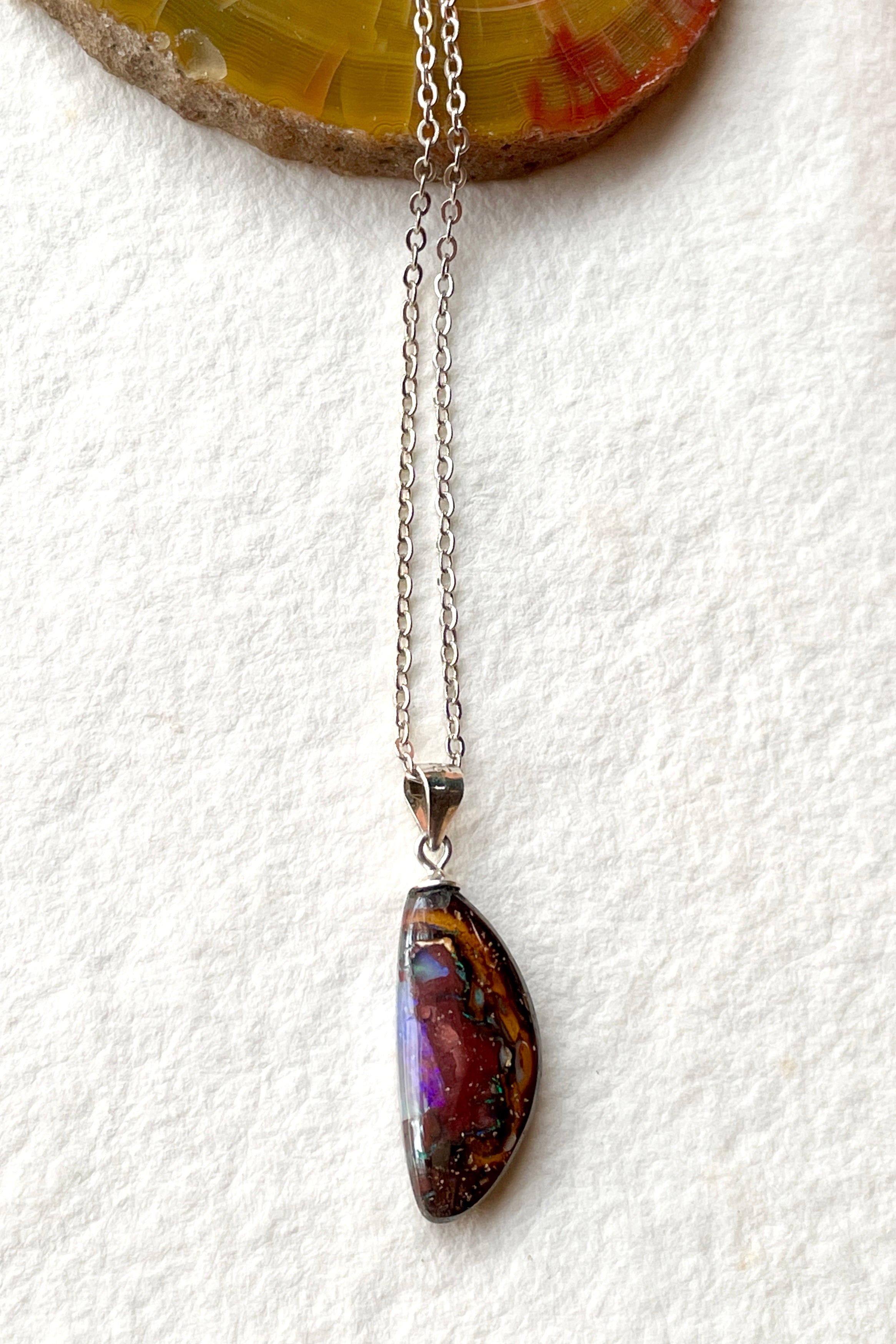 Pendant Australian Opal Ridge L.R.