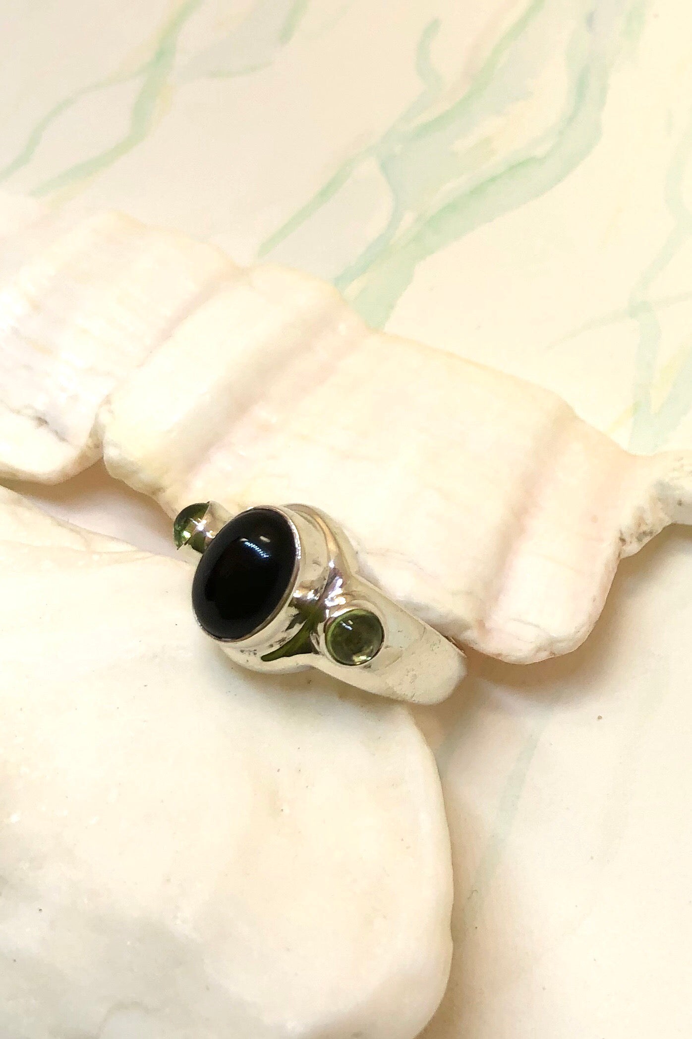 Echo Ring Onyx and Peridot