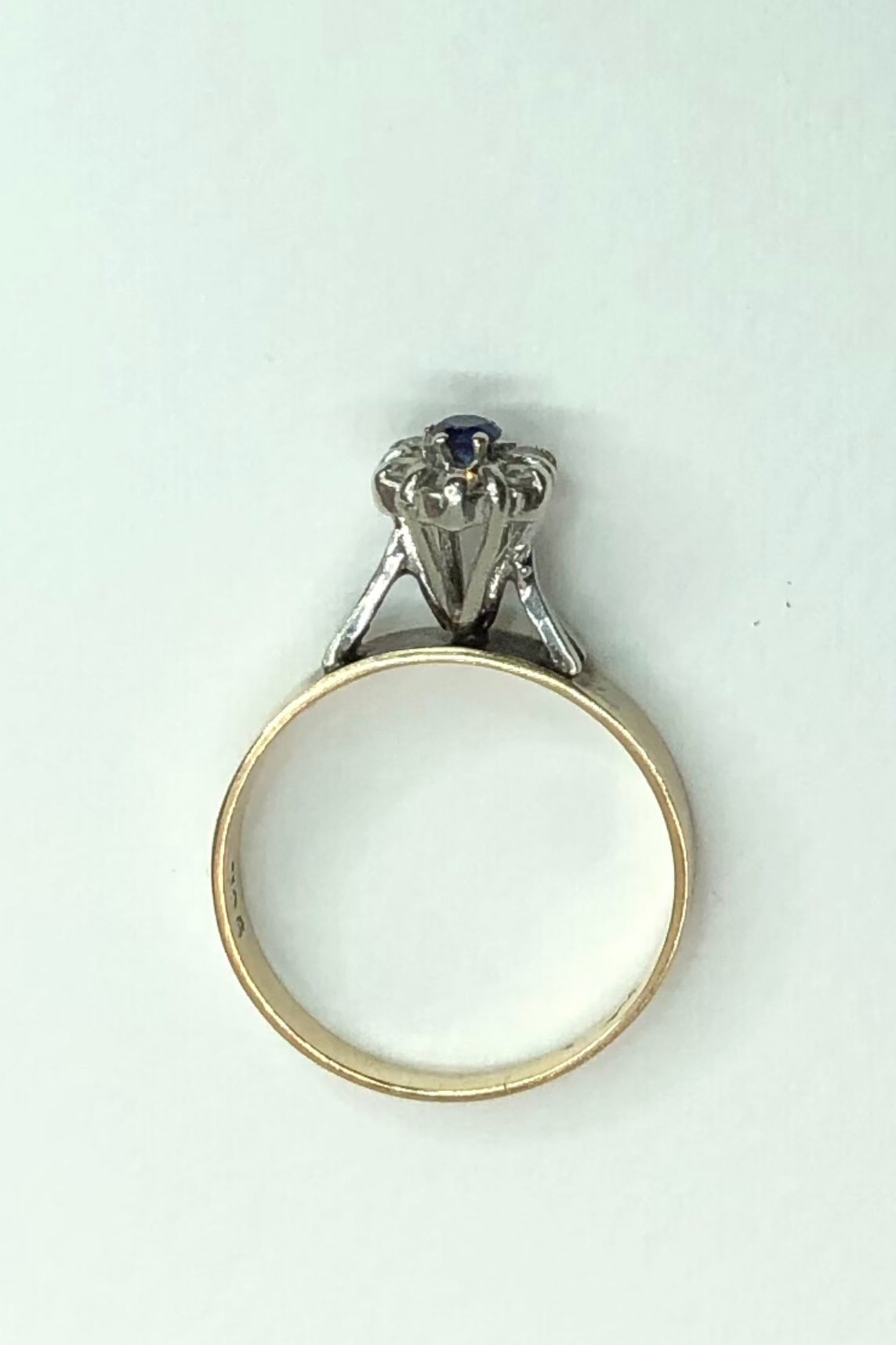 Vintage Ring High Set Sapphire in 9ct Gold