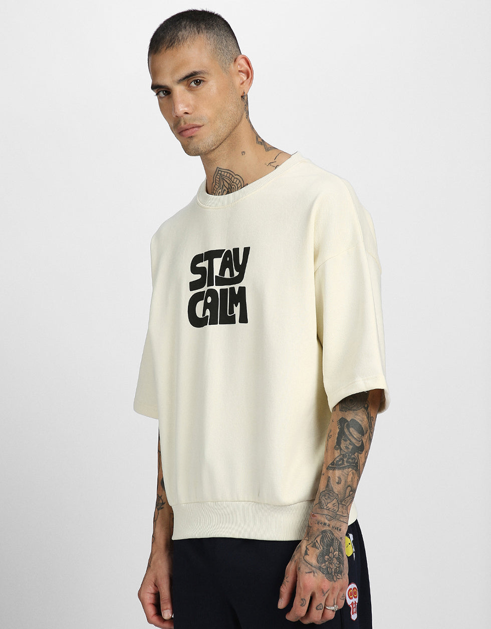 Calm Vibes: Stay Calm Print Beige Half Sleeve Sweatshirt Veirdo