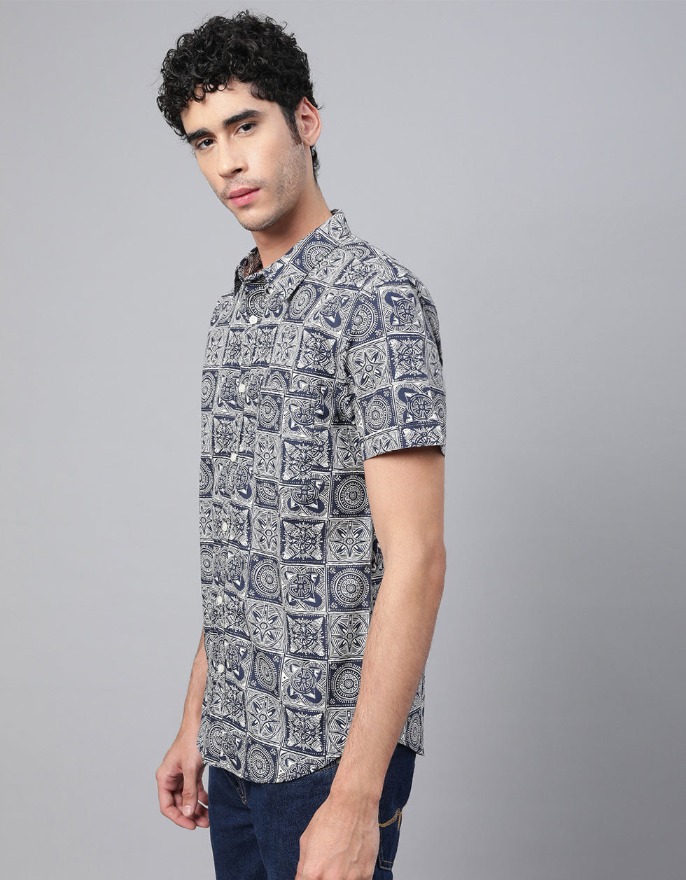 Navy Men's Printed Shirt Veirdo