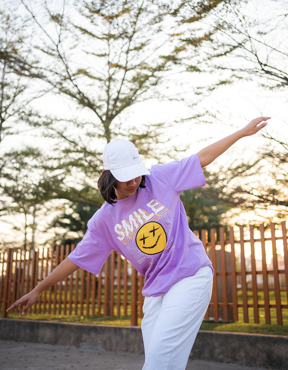 Smiley Oversized Graphic T-Shirt Veirdo