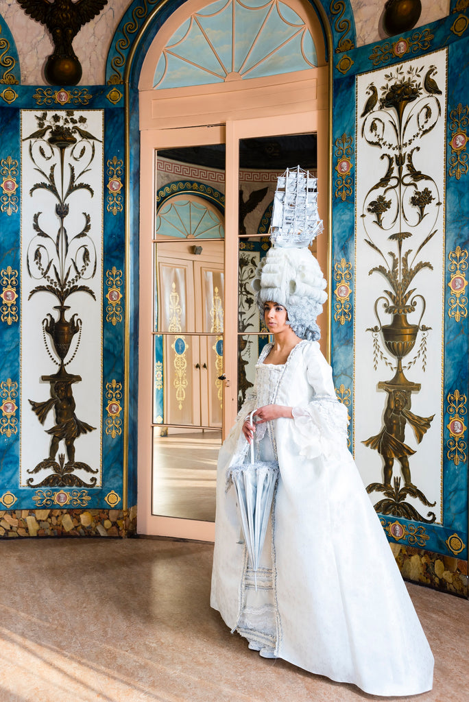 JanaRoos-Fashion&Costumedesign-Rococo historical costume belle s wig ship silk handmade castle