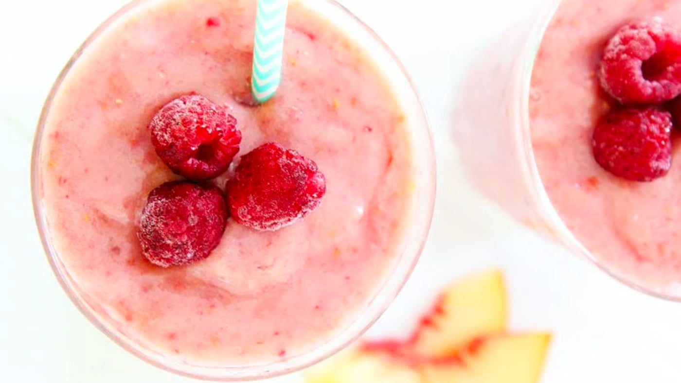 Peach-Raspberry-Smoothie-1400x778.jpg__PID:584457dc-9720-4122-9303-c872e9f25eab