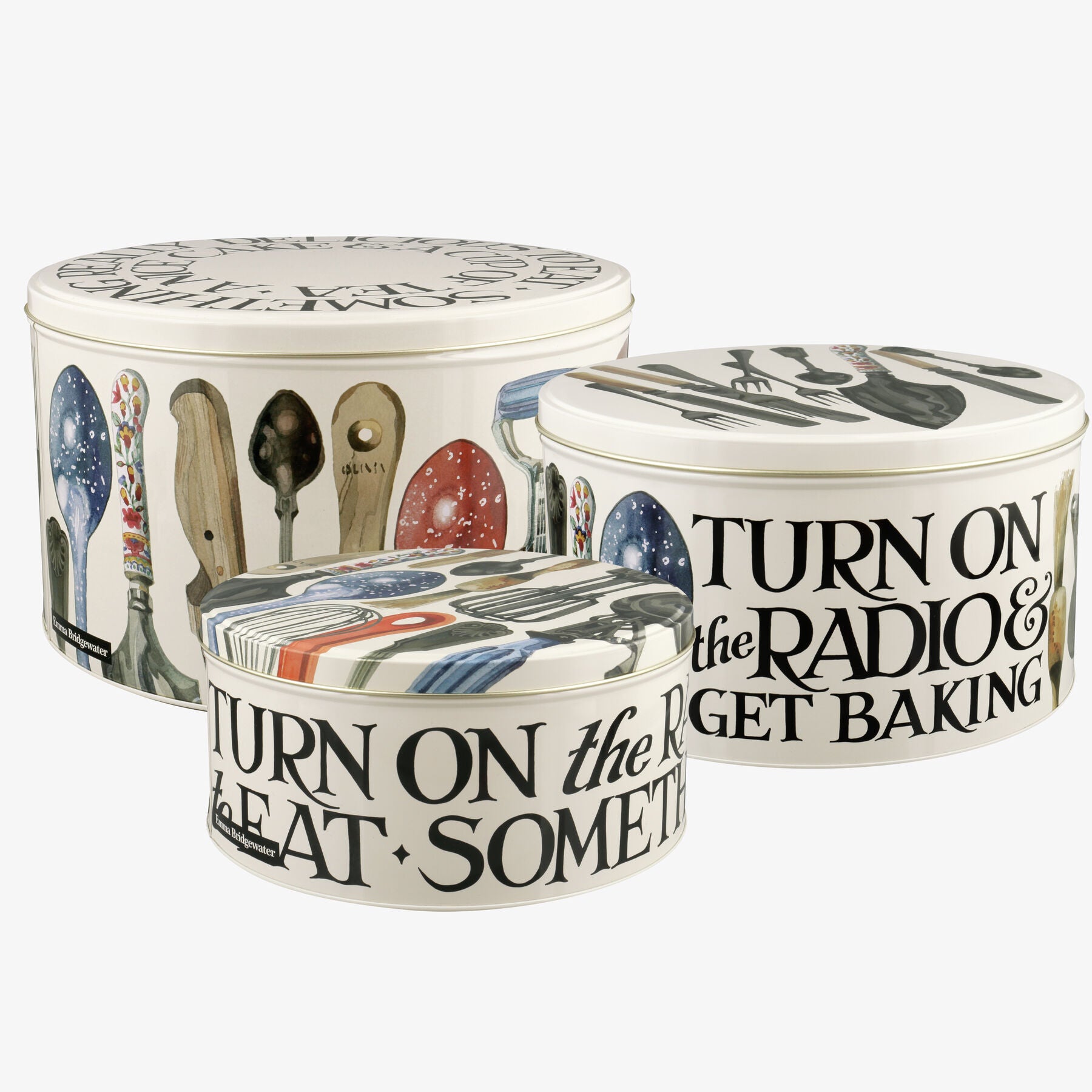 Get Baking Set Of 3 Round Cake Tins  | Emma Bridgewater