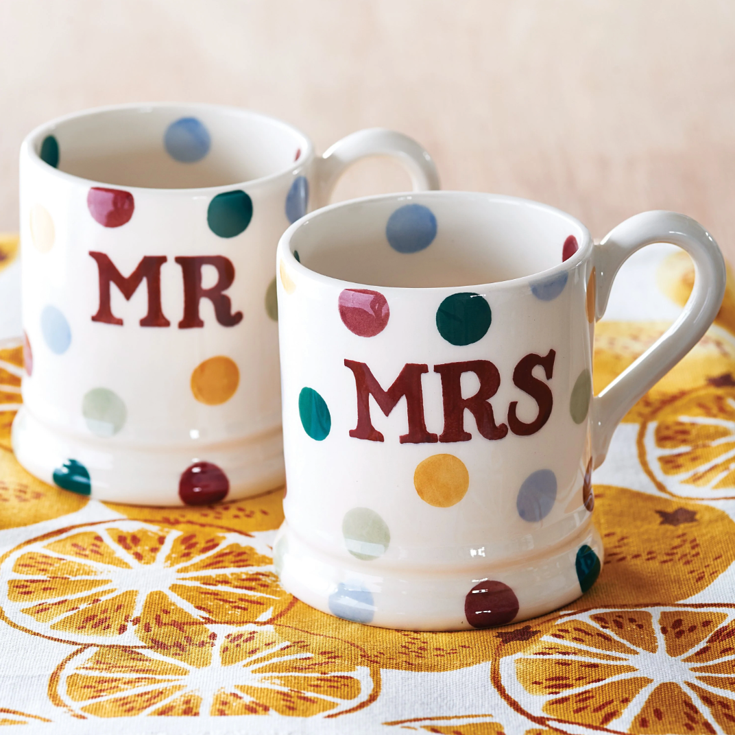 Polka Dot 'Mr & Mrs' Set of 2 1/2 Pint Mugs Boxed