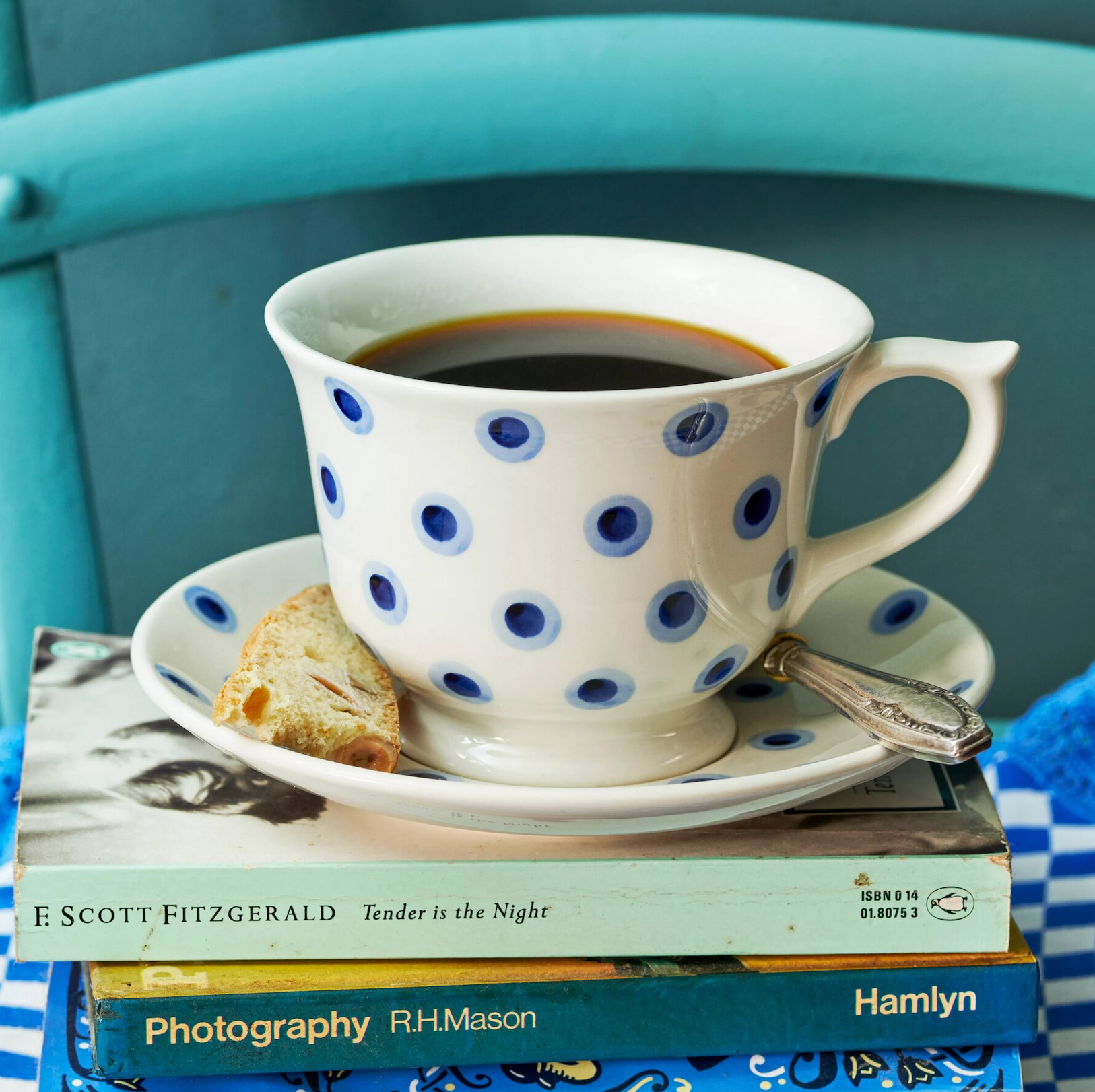 Double Dot Large Teacup & Saucer