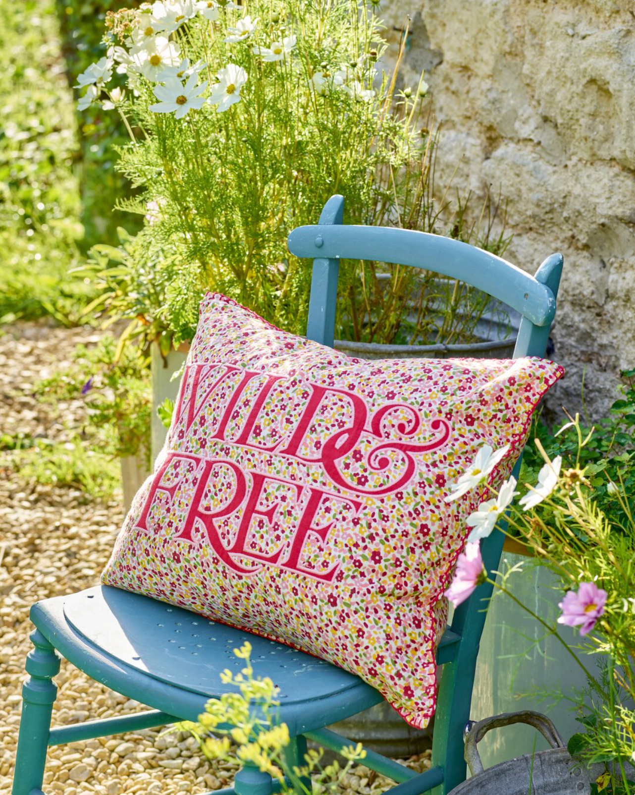 Thousand Flowers Wild & Free 50X40 Cm Applique Cushion