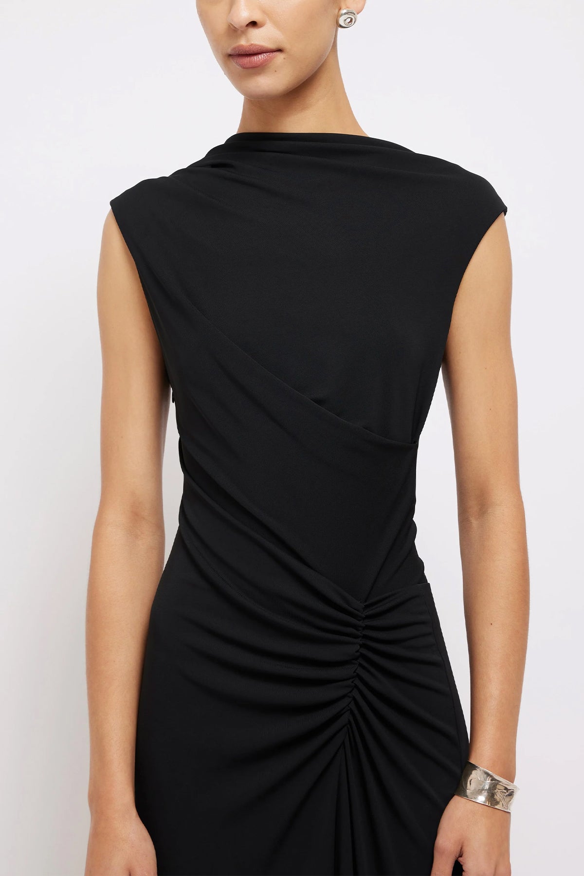 Acacia Sleeveless Midi Dress in Black