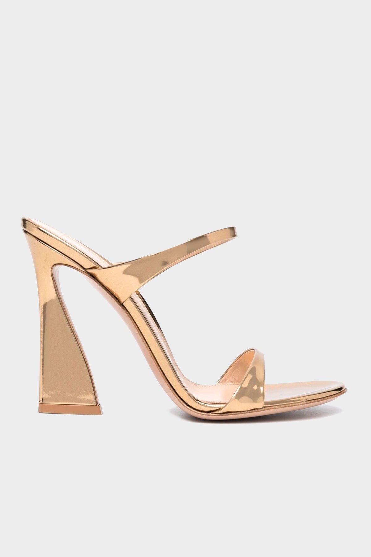 Aura Mule in Gold