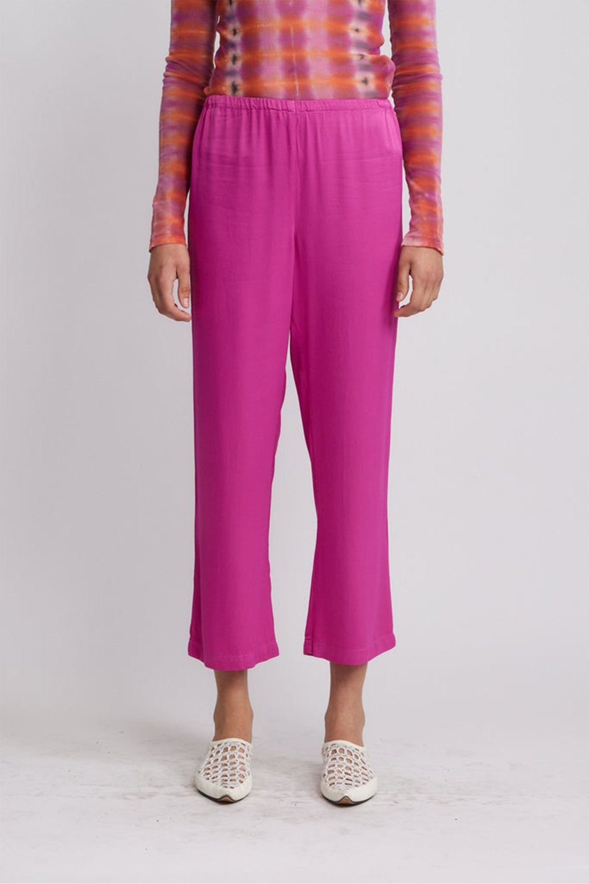 Cropped Phoenix Pants in Fuschia