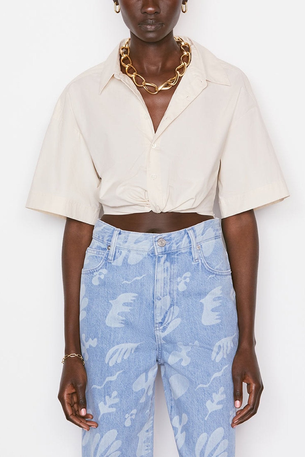 Cropped Twist Front Shirt in Flax