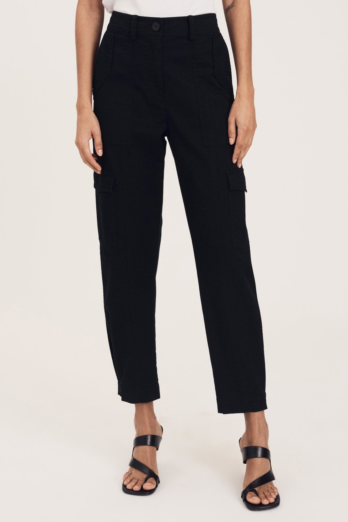 Elian Utility Pant in Black