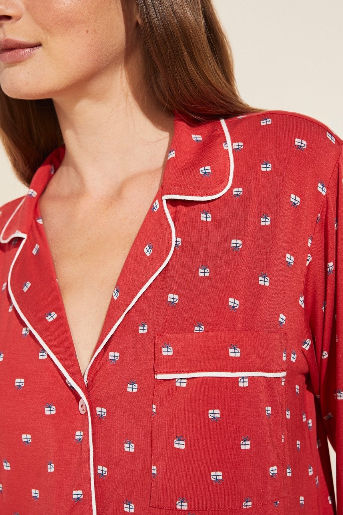 Gisele Printed Sleepshirt in Presents Haute Red