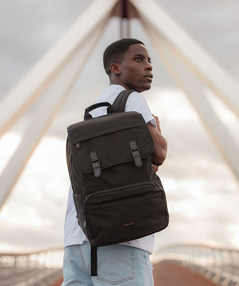 17.3-inch Versatile Laptop Backpack