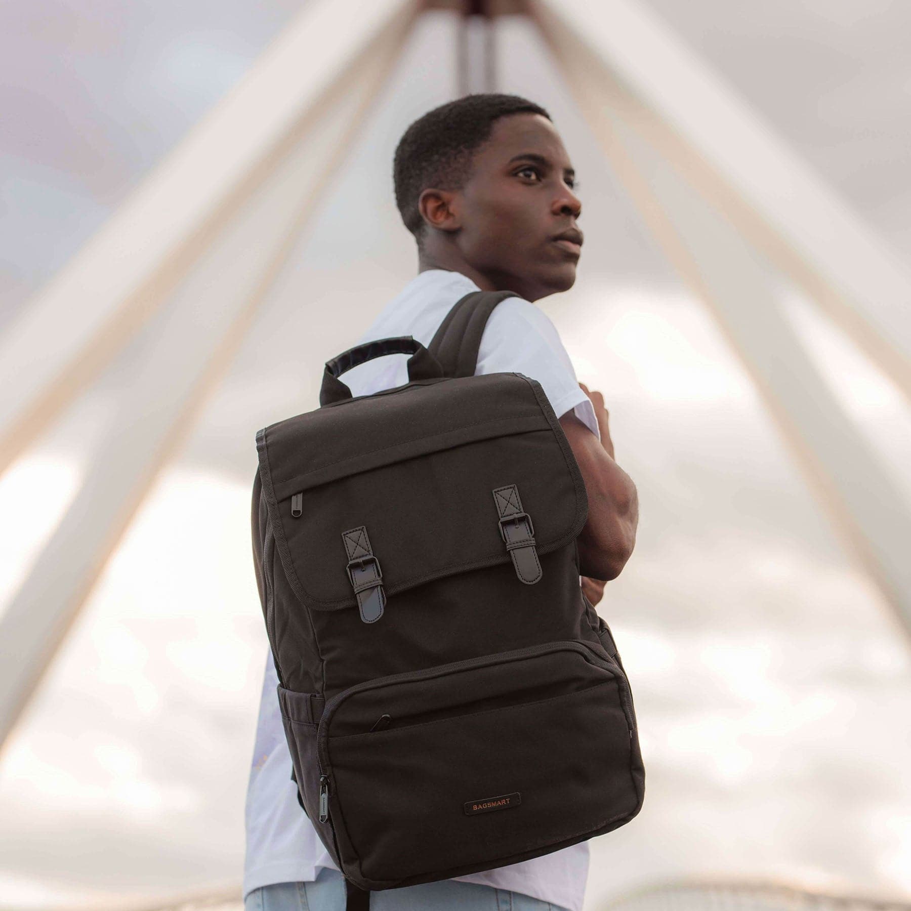 17.3-inch Versatile Laptop Backpack-image-8