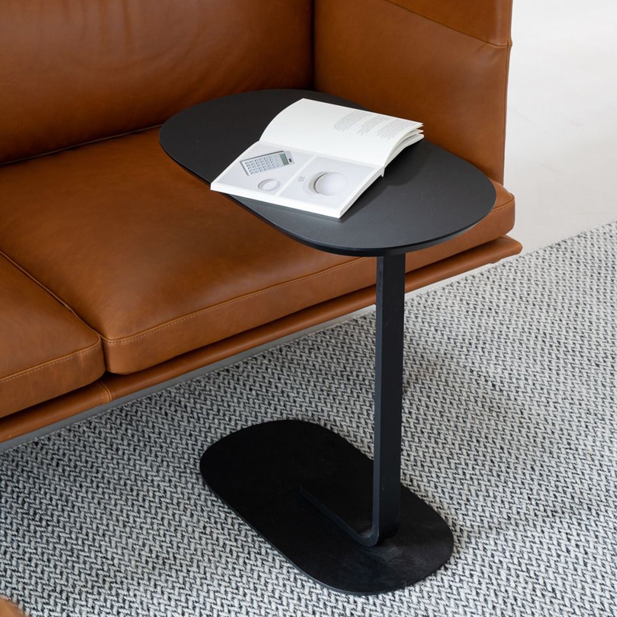 Muuto Relate Side Table Black Homeless Hk