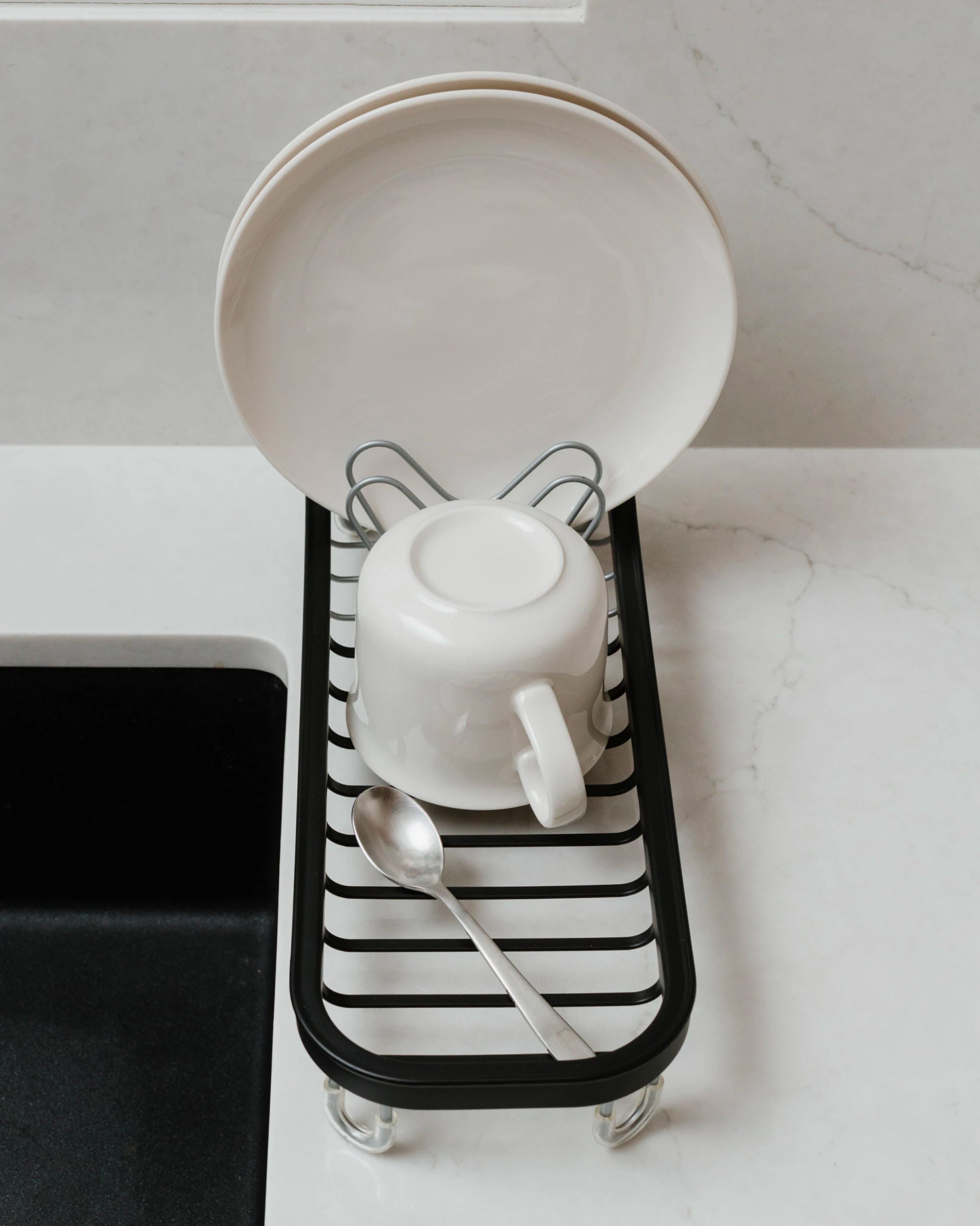 umbra sinkin dish rack