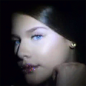 Vamp Glitter Lip Kit – Stay Golden Cosmetics