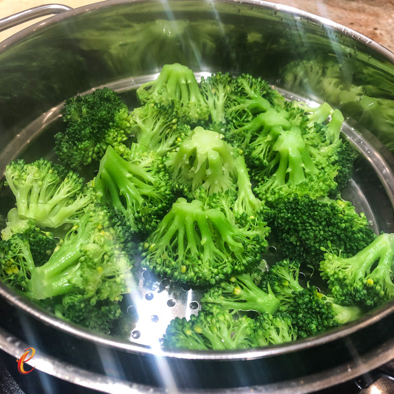 eSeasons Bento -Summer Vegetable & Bacon Quiche -Steaming Broccolli