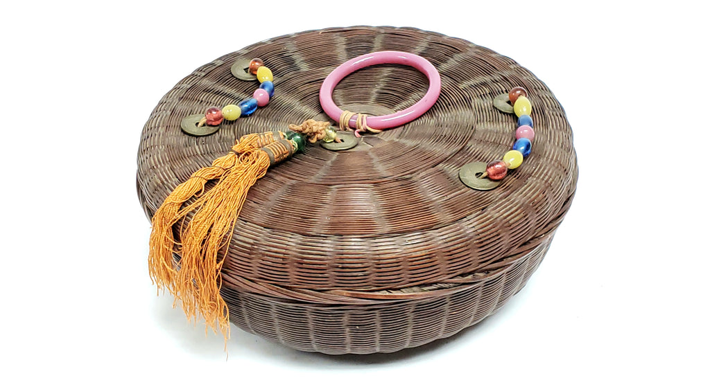 Round Bamboo Chinese Sewing Basket w/ Peking Beads ca