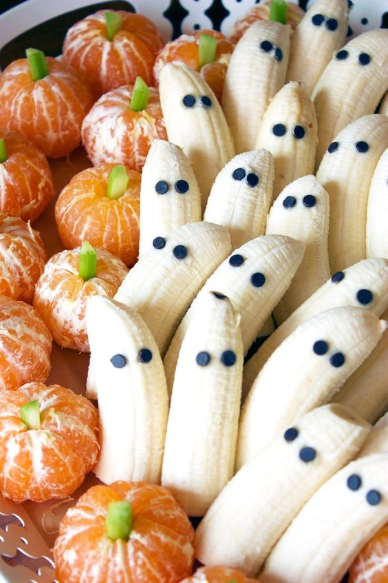 halloween kids snacks banana ghosts and clementine pumpkins