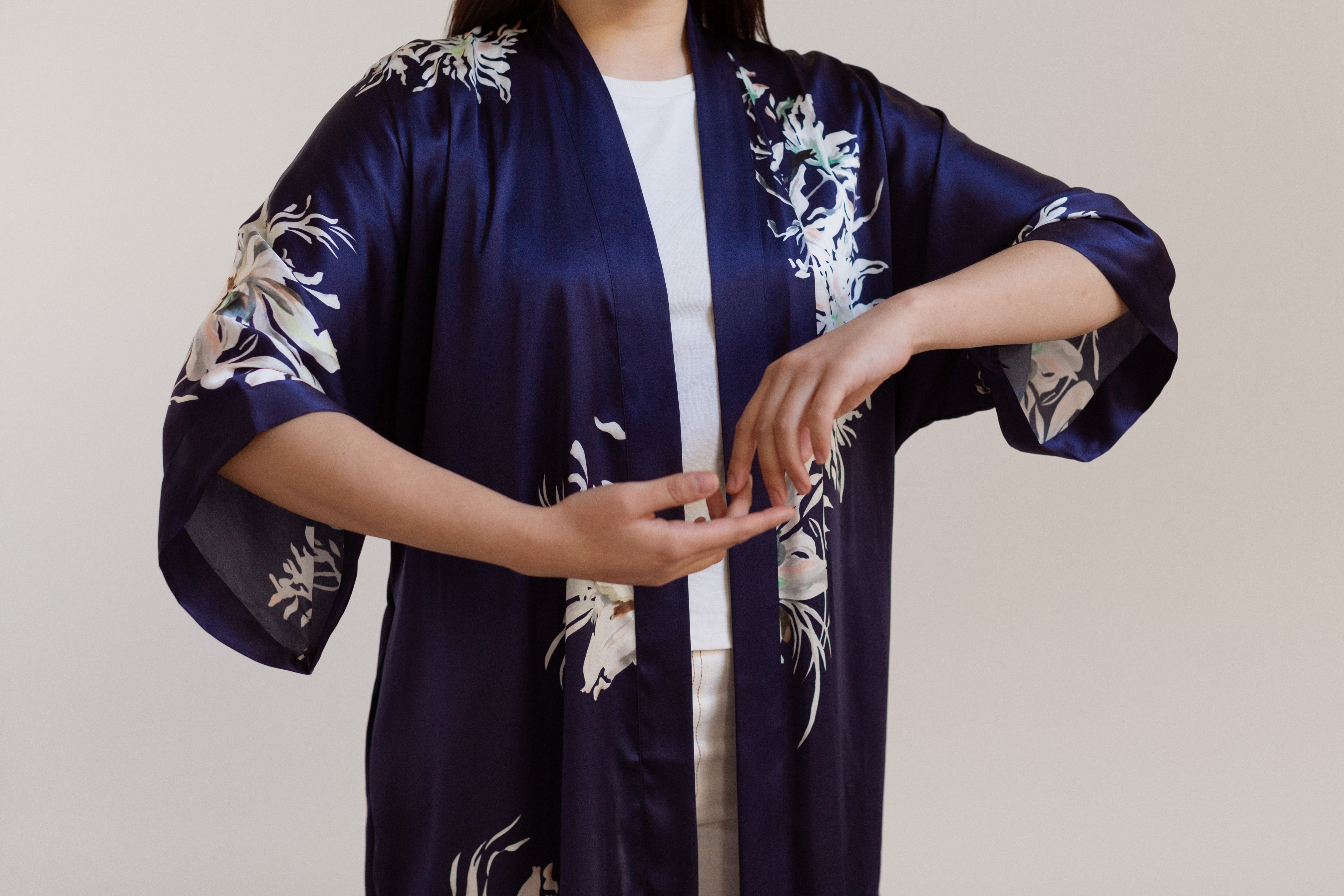 Silk Yuri Kimono Robe