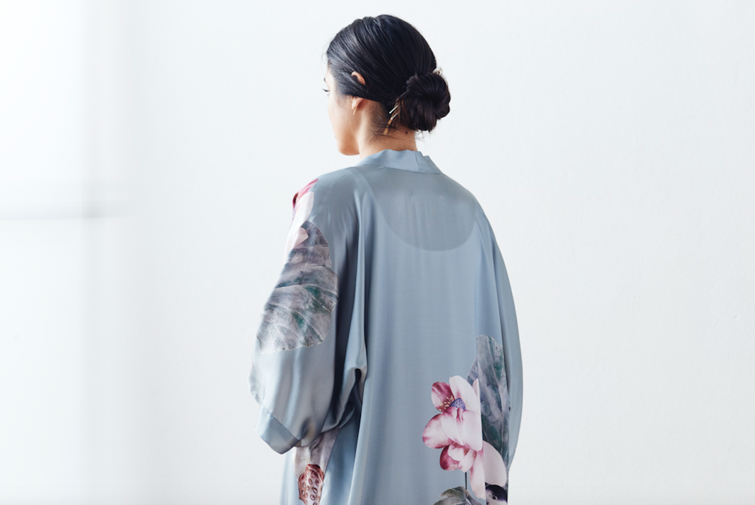 Silk Kuren Kimono Robe