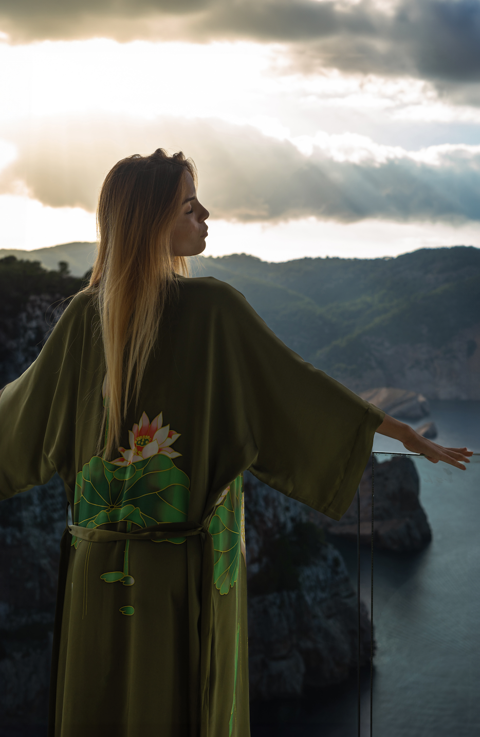 Handpainted Silk Crane Kimono Robe