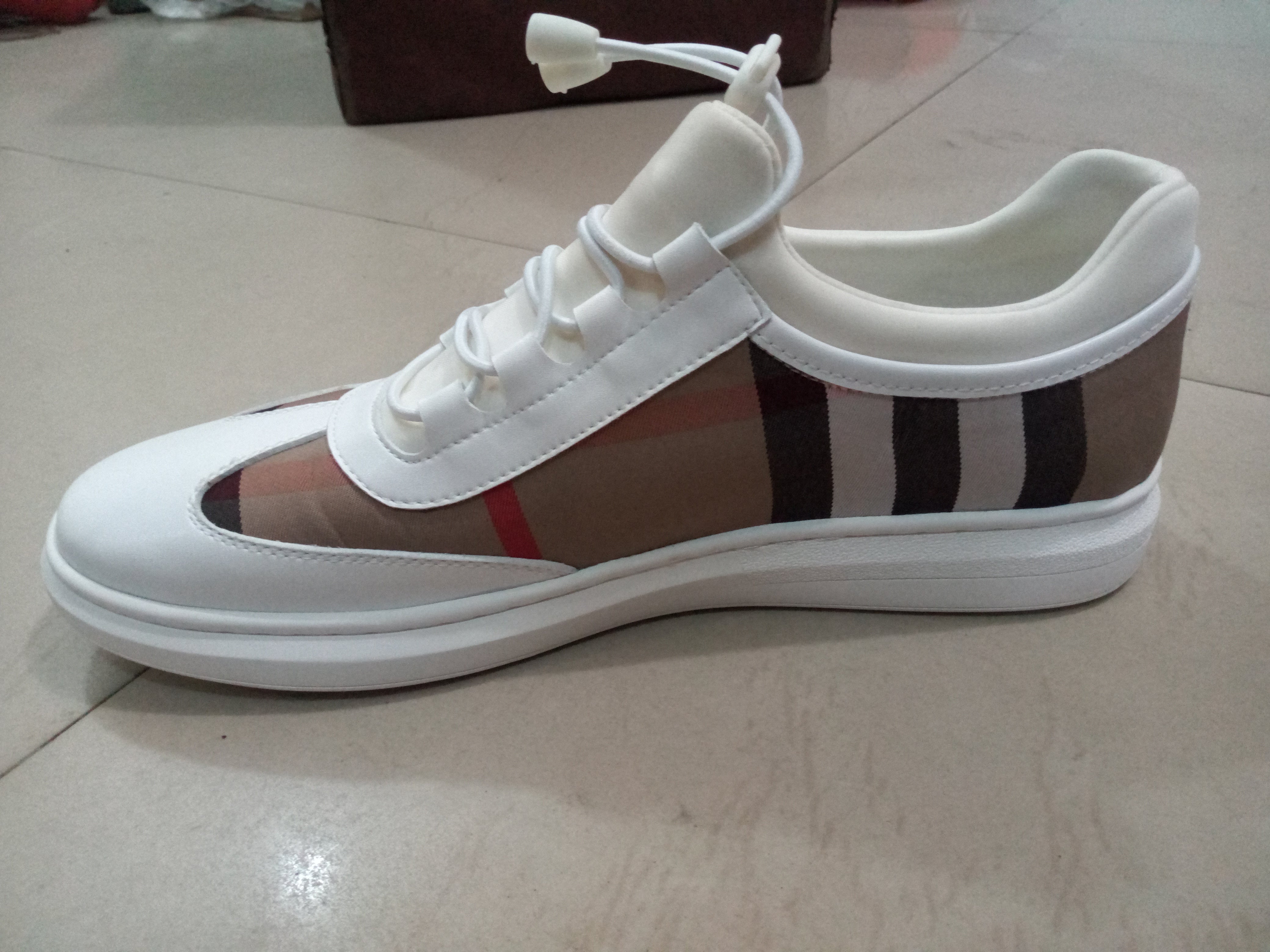 burberry sneakers white