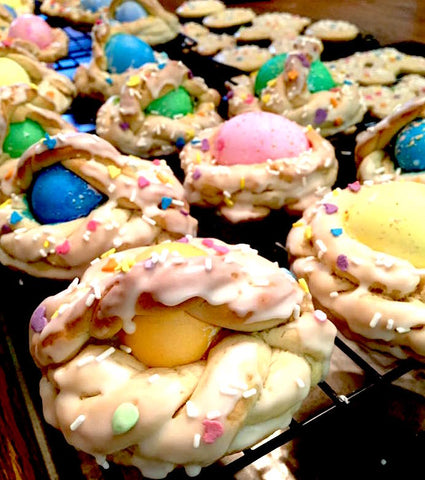 Pupa Cu L'ova Sicilian Easter Cookie