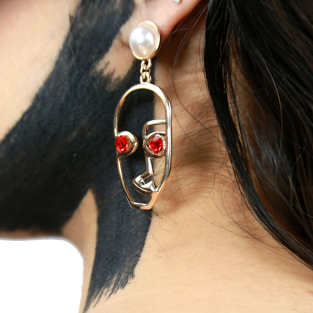 Meghan - Gold - Metal Face Earrings With Pearl