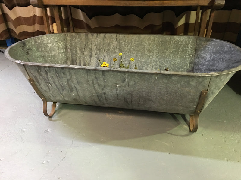 Vintage industrial French galvanised bath tubs #1572 – Fossil Vintage