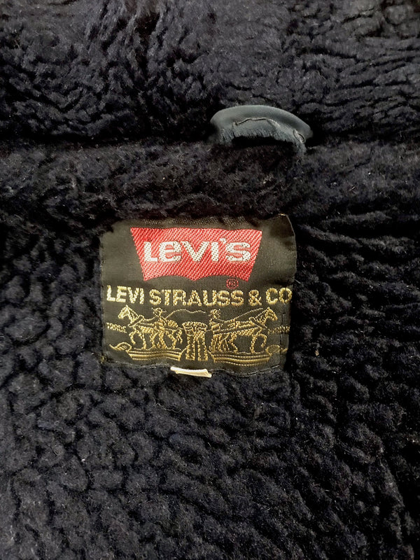 levis aus