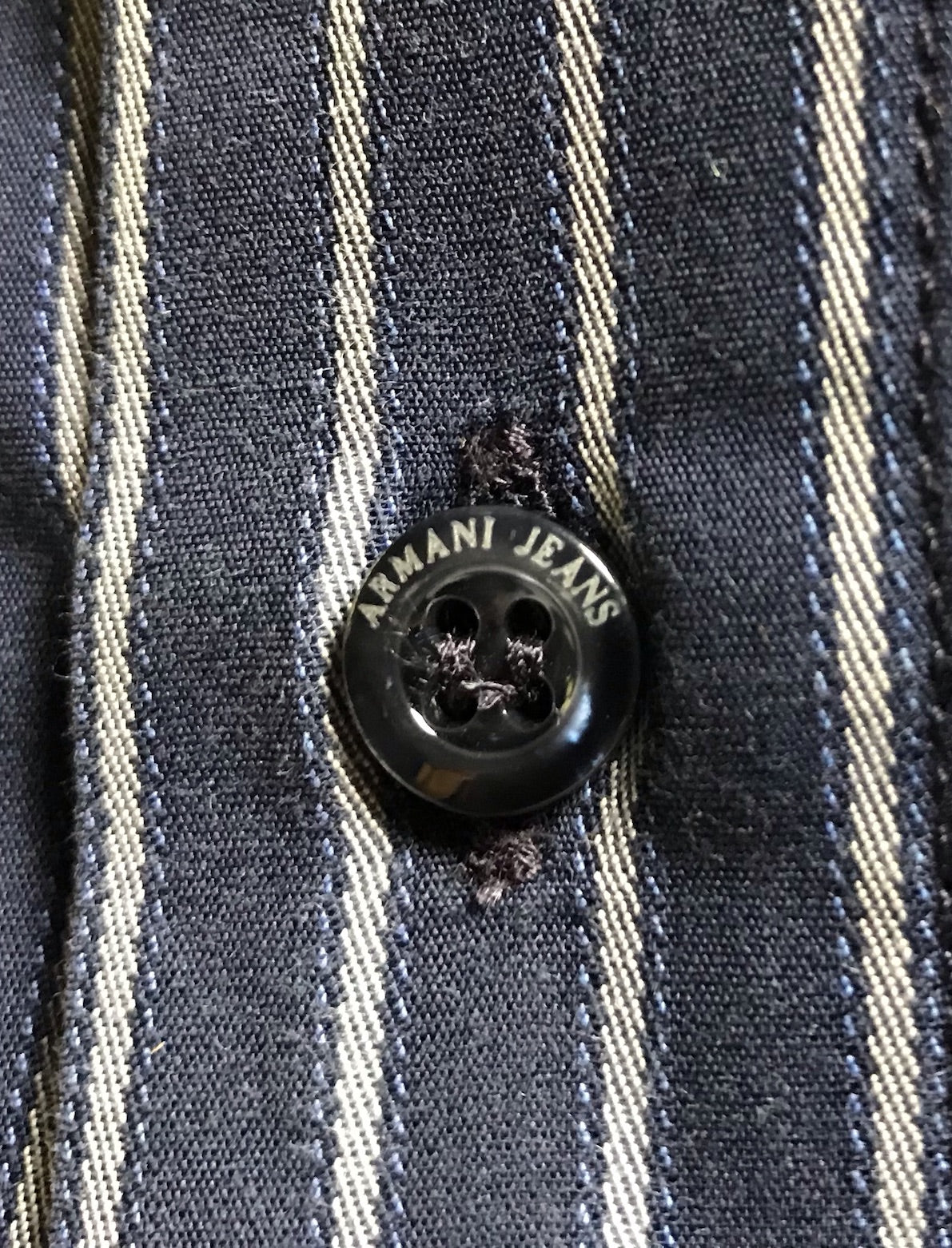 armani jeans button