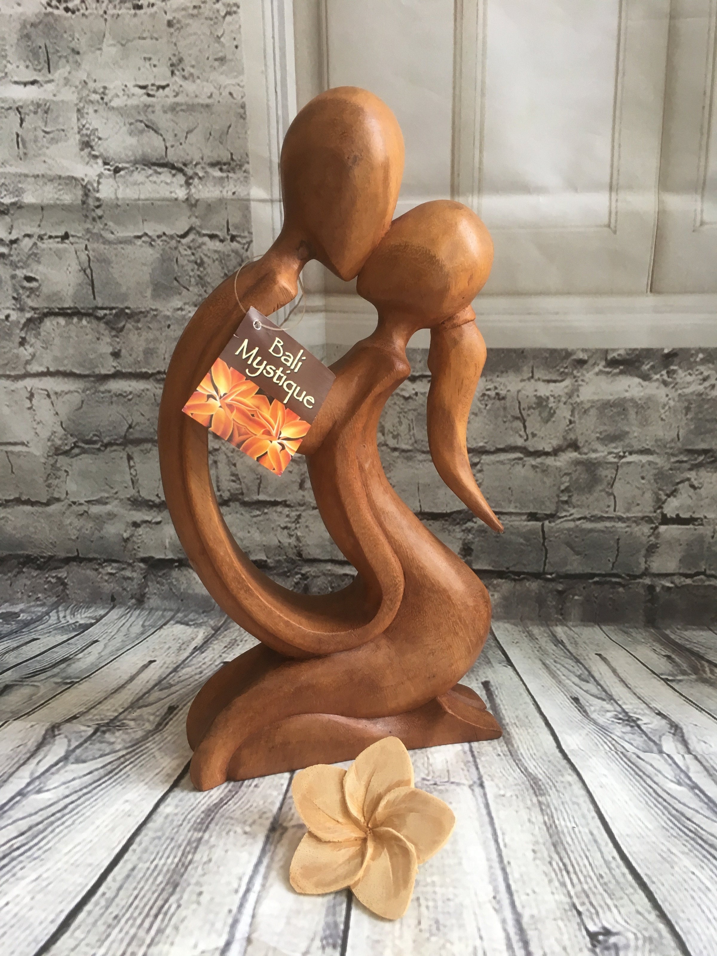 Balinese Hand carved Couple Love Wood Carving Statue – Bali Mystique