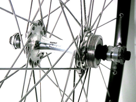 Photo of retro classic custom bike wheels by XLR8 Suntour Sprint on Hplusson TB14 grey ano rims.