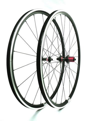 Image of XLR8 wheels custom alloy cyclocross road gravel wheelset using Kinlin XC279 rims and Novatec hubs.
