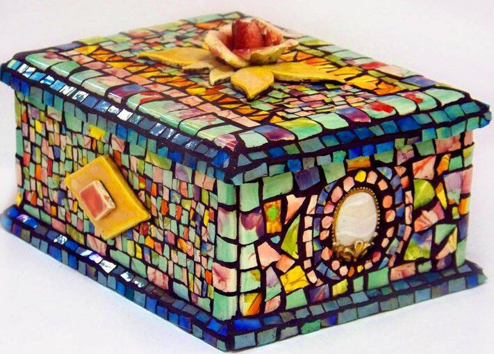 DIY mosaic art 