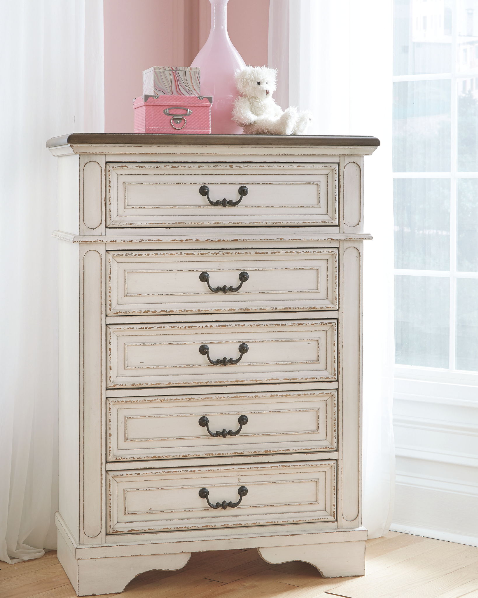 Realyn - Chest of Drawers - Chipped White | Marlo Furniture