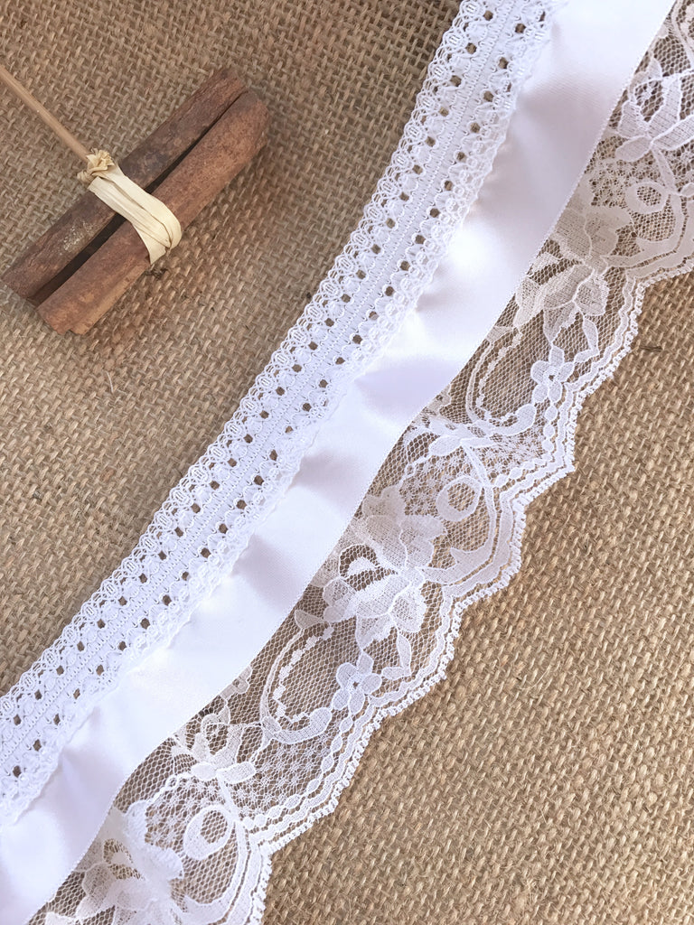 White Gathered Lace with Ribbon 3.5