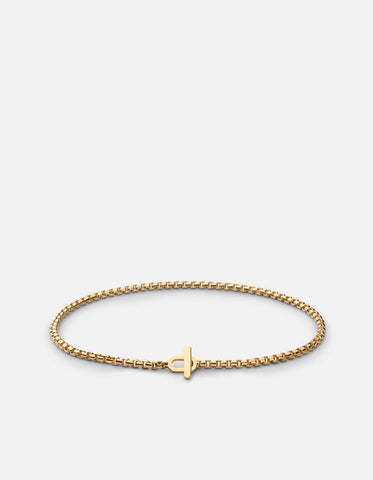 fashion hack✨✨ wear your necklaces as bracelets 💚 | Instagram