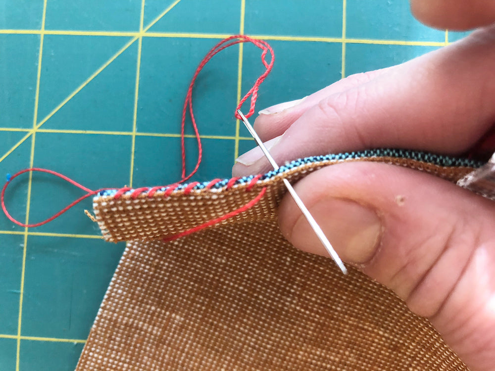 Showing the width of whipstitches 