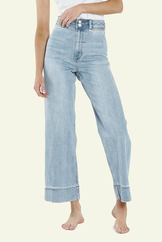 Levis Ribcage Straight Ankle Jeans | Crystal Cylinder