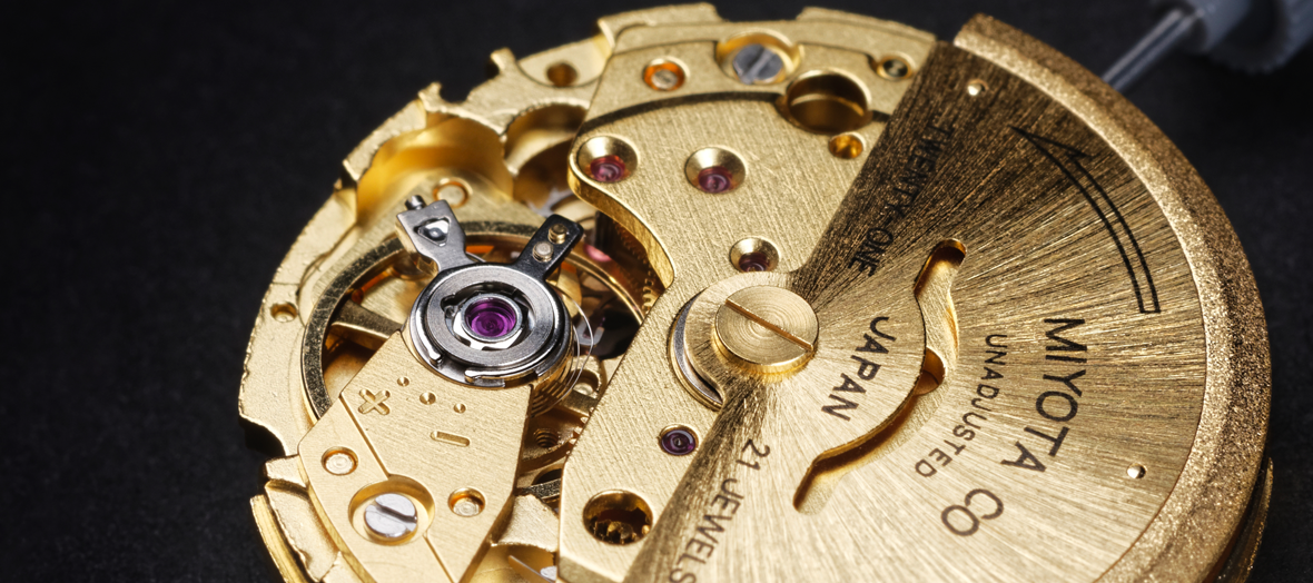 cartier quartz movement vs automatic