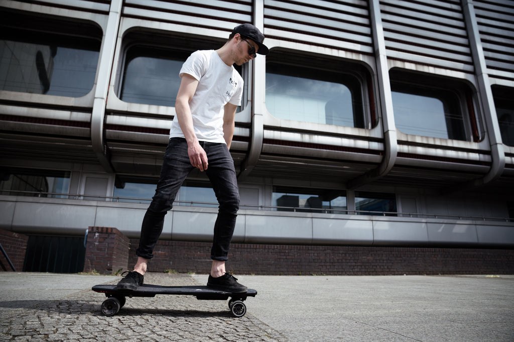 Are Electric Skateboards Legal to Ride?  STARKMOBILITY.COM