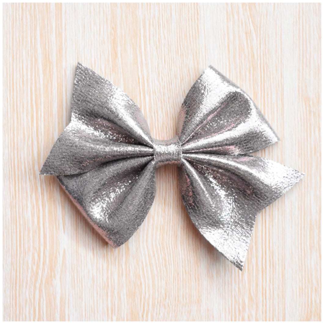 Addison- Metallic Silver glitter bow, leatherette bow, fringe clip, butterfly bow, personalised bow, rainbow bow, dolly hair bow, floral bow, shimmer bow, pretty bow , Bow Handmade Hairbow, handmade hair accessories, Sweet Adalyn Sweet Adalyn