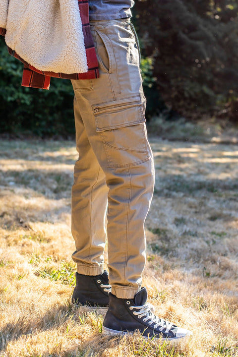 72 Most Saved Brown Cargo Pants Outfit Guides You Need To See This Spring | Cargo  pants outfit men, Mens streetwear, Streetwear men outfits